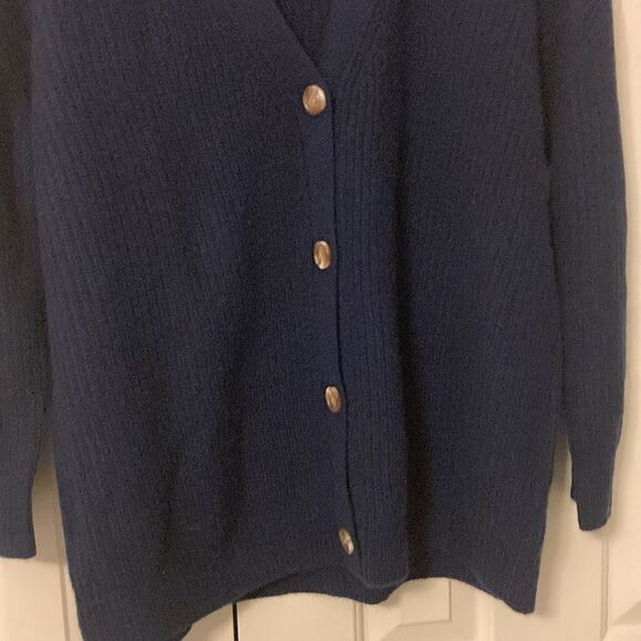 Quince 100% Cashmere Mongolian Oversized Jenni Kayne Boyfriend Cardigan Navy XS - Picture 5 of 9